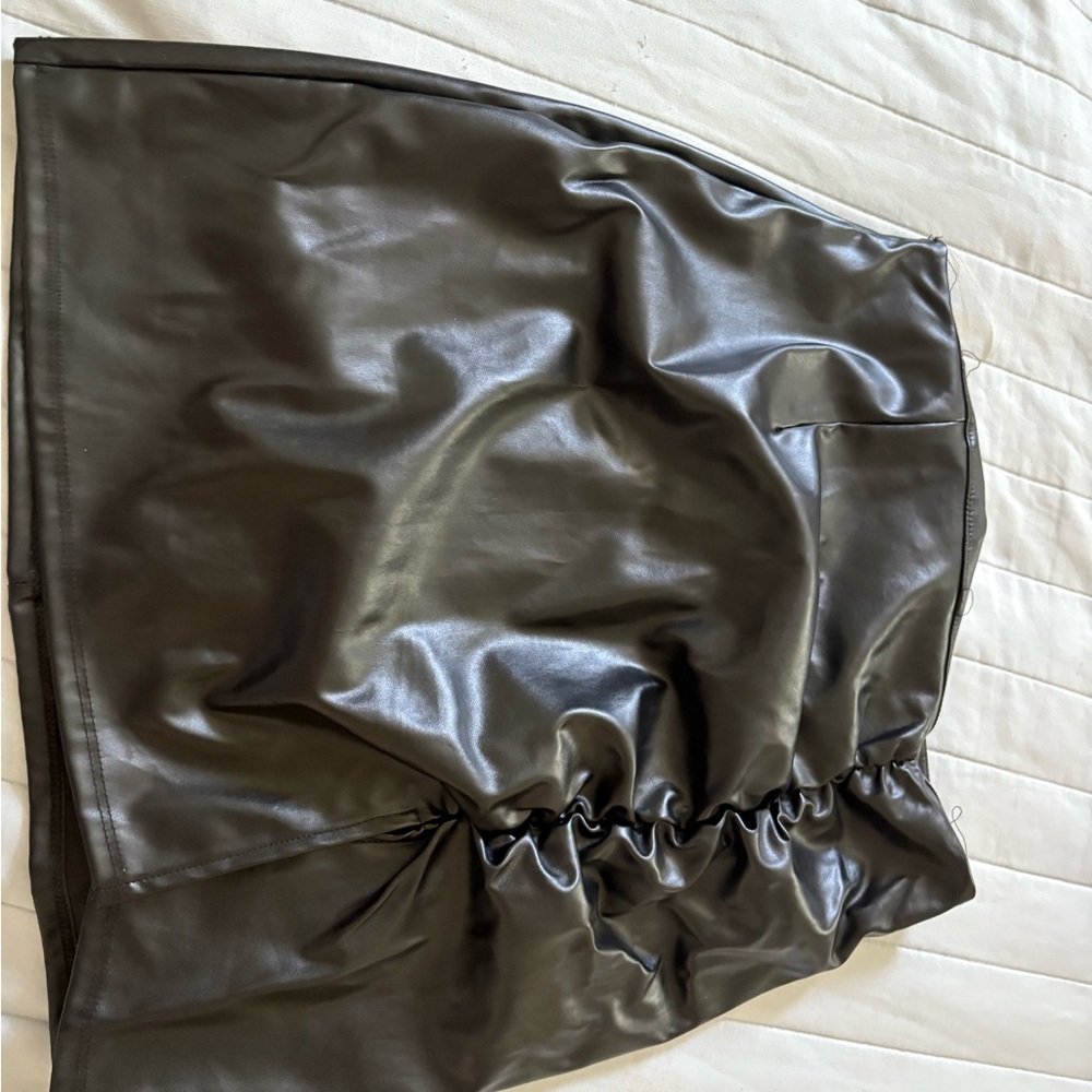 Windsor Black Ruched Bubble Mini Skirt Night Out